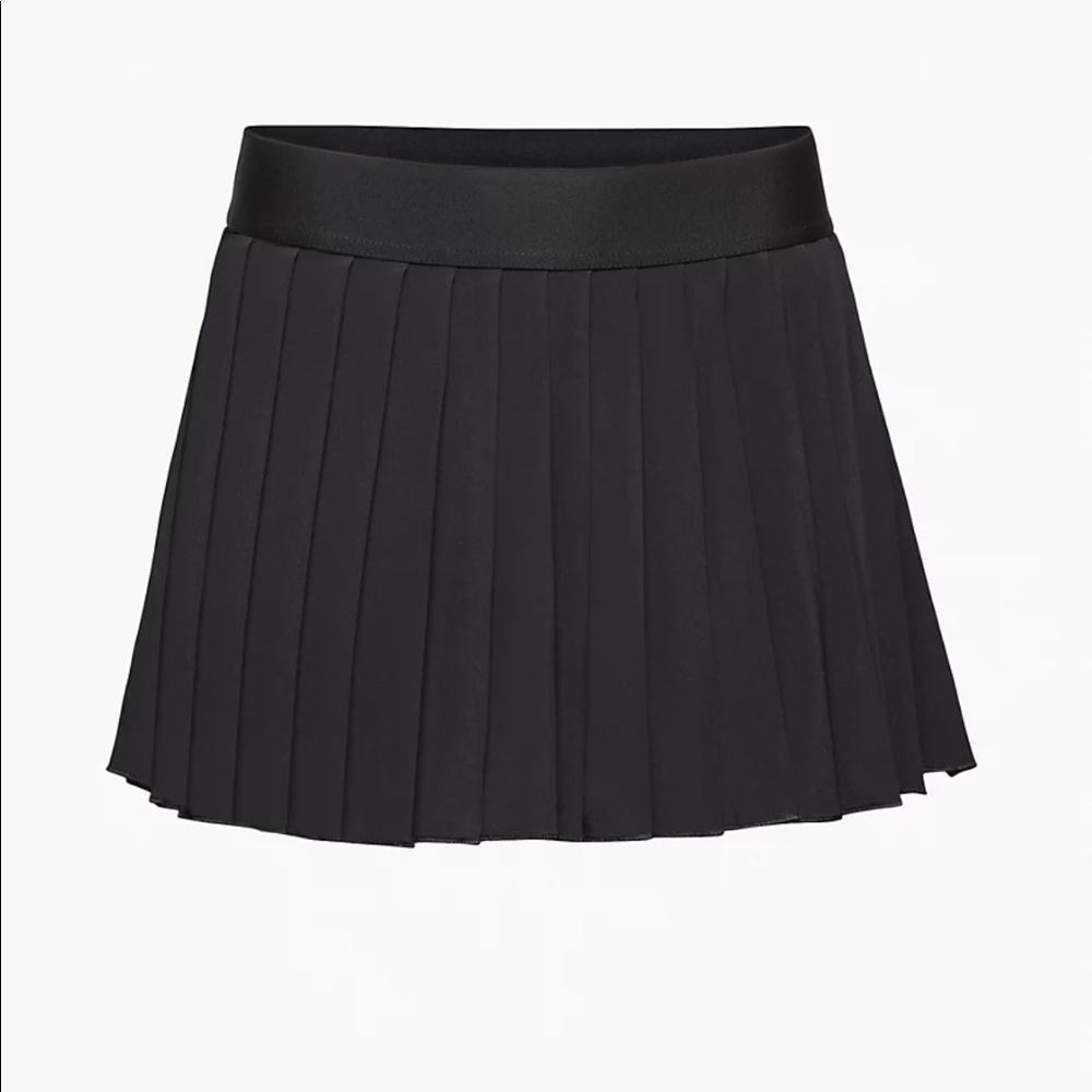Aritzia TNA Tennis Skirt NWT